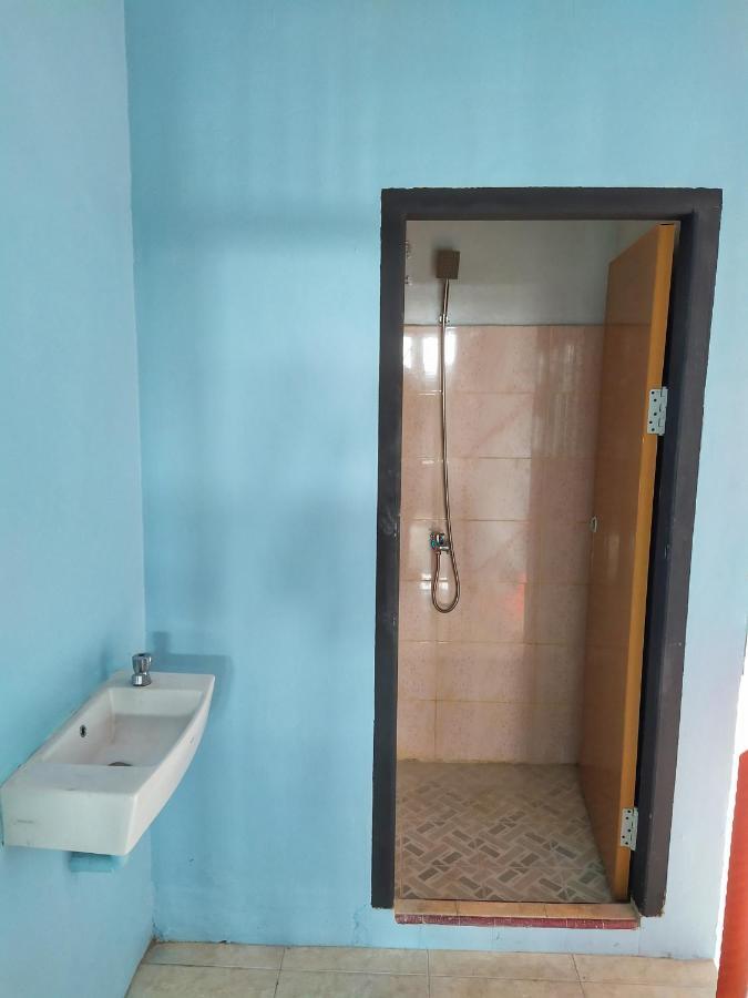 I Am Backpacker Hostel Сабанґ Екстер'єр фото