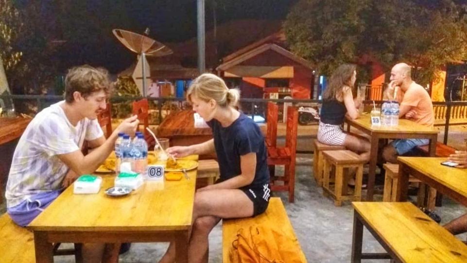 I Am Backpacker Hostel Сабанґ Екстер'єр фото